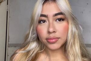 estafa inmigracion abogado inmigración fraude migrantes Texas María Alejandra Gomez-Quiroz Dilley fianza detenida embarazada