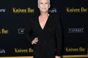 knives-out-premiere-11.jpg