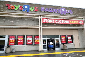 Toys R Us Files For Liquidation, Will Shutter All U.S. Stores
