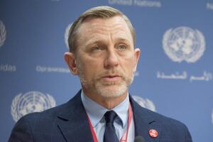 Daniel Craig MCU Grosby.jpg