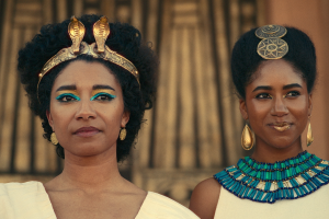 Queen Cleopatra Official Netflix (3).png
