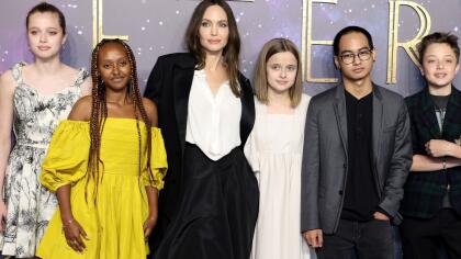En la actualidad, Angelina Jolie se muestra más que feliz con sus hijos, a quienes presume a cada oportunidad. ¿Qué te parece la historia de la actriz de Hollywood?