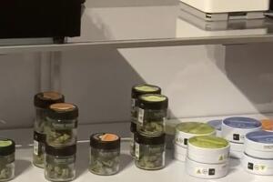Abren tienda de marihuana recreativa en NY