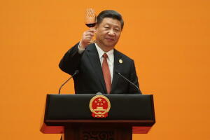 Chinese President Xi Jinping makes a toast during a welcome banquet for the Belt and Road Forum at the Great Hall of the People in Beijing