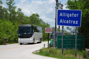 ¿Va a cerrar alligator alcatraz?