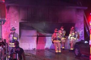 5 muertos incendio vivienda San Antonio Texas
