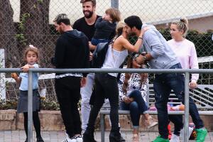 Shakira y Piqué conviven con Messi y Suárez