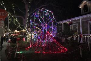 Impresionantes alumbrados navideños en Los Ángeles