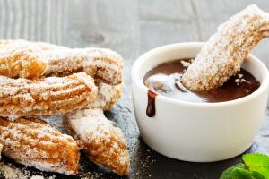churros-chocolate-1400x800-0218.jpg