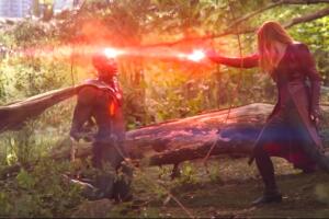 Elizabeth Olsen escena muerte de Vision Infinity War.jpg