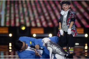 'Fortachín' en el primer episodio de Mi Famoso y Yo