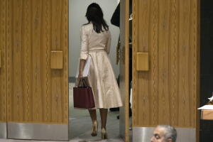 La embajadora de EEUU ante la ONU, Nikki Haley, se ve saliendo de una reunión del Consejo de Seguridad.
