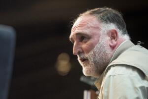 José Andres recibió una invitación de los National que el presidente Trump no ha tenido aún.