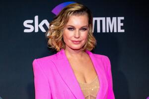 Rebecca Romijn en 2022 The Grosby Group (1).jpg