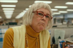 Jamie Lee Curtis en ‘Everything Everywhere All at Once’. A24 Ley Line Entertainment.jpg