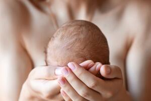 mama_-_bebe_-_nacimiento.jpg