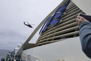 CORRECTION APTOPIX Virus Outbreak