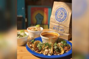 GALERIA TACOS/LACALLETACOS.jpg