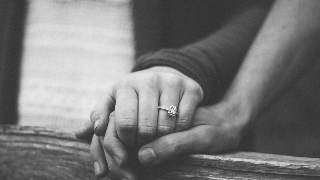 Que tu pareja sepa cuánto la amas: diferentes actos de amor que dicen lo mismo que un «te quiero» | Estilo de Vida Parejas | Univision Que tu pareja sepa cuánto la amas: diferentes actos de amor que dicen lo mismo que un «te quiero» | Estilo de Vida Parejas | Univision