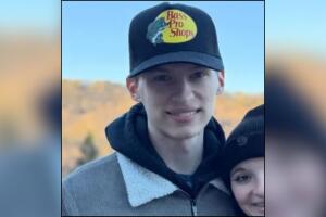 Quiénes eran Daniel y Dylan Roberts, padre e hijo que murieron en una playa de Carolina del Norte
