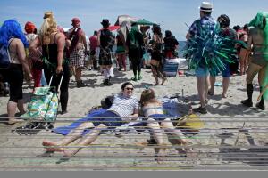 Sirenas conquistan playas de NY