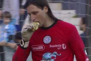 Juan Carlos Olave, portero de Belgrano