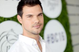 taylor_lautner.jpg