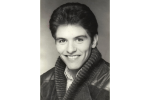 ernesto-laguardia-joven.png