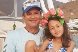 Carlos Vives y su hija 