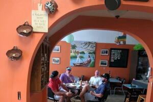 Antojitos Carmen interior