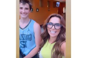 Cecilia Galliano y su hijo Santiago
