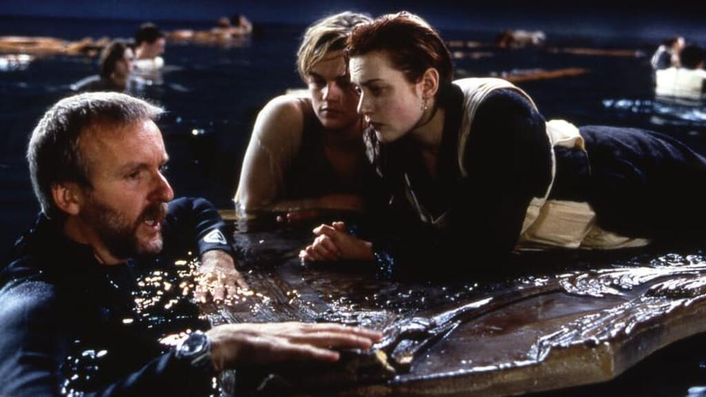 kate winslet titanic dibujo escena fotografías