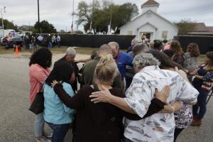 Reabren iglesia de Sutherland Springs 