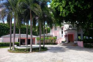 Buscarán 'caletas' en antigua mansión de Pablo Escobar en Miami Beach