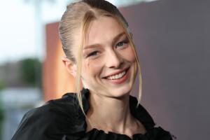 hunter-schafer-0622-1600x900.jpg