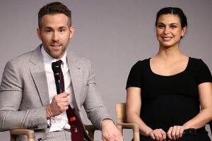 Ryan Reynolds y Morena Baccarin