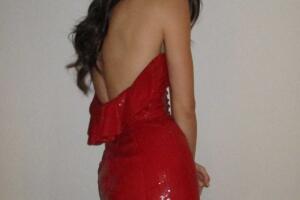 Kendall Jenner look navidad 2022.jpg