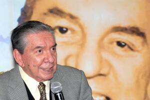 marco antonio muñiz10.jpg