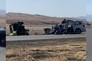 La familia de Natalie Shepherd y la menor Savannah Fagundes las identificaron como víctimas del choque.