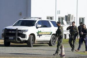 Víctimas de tiroteo en escuela al norte de California se reportan en condición crítica