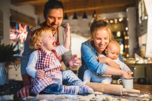 familia-ninos-cocinando.jpg