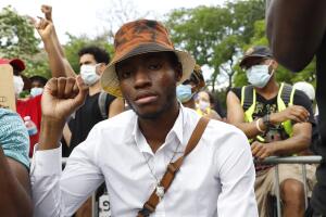 untitled folder 2/5.jpg