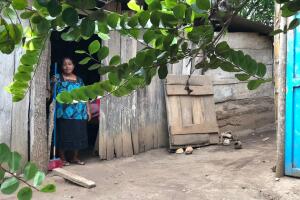 Clara Sanán en su casa de Guatemala