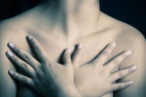 seios-cancer-mama-1118-1400x800.jpg