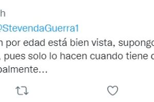 Empresa solicitó a empleados con ojos de color y padres profesionistas e Internet respondió.jpg