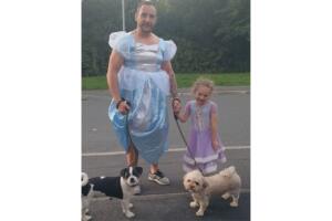 David Eatock junto a su hija Indie