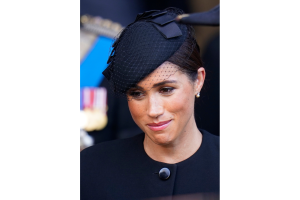 meghan-markle-joyas-funeral-reina-isabel-.png