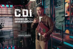 Borja Voces conduce C.D.I. Código de Investigación.