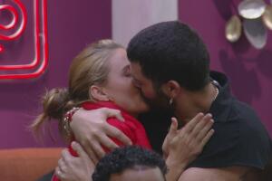 Adrián y Nuja en ¿Apostarías por mí?
