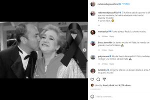 Radamés de Jesús se despide de su madre, la actriz María Montejo.